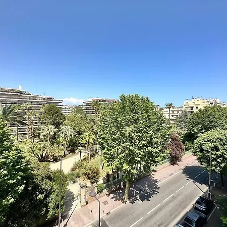 Superbe Vue - Clim- Plage& Restaurants 5min A Pied Apartman Antibes
